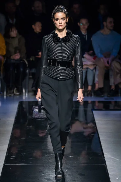 Look 68